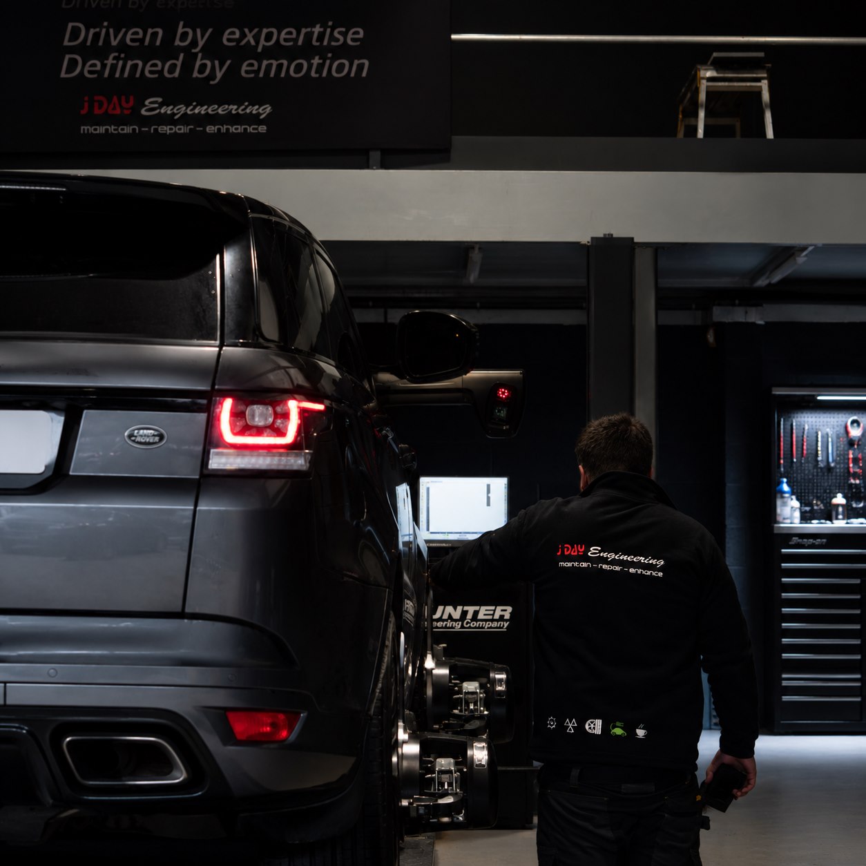 Hunter wheel alignment equipment in the J Day Engineering workshop